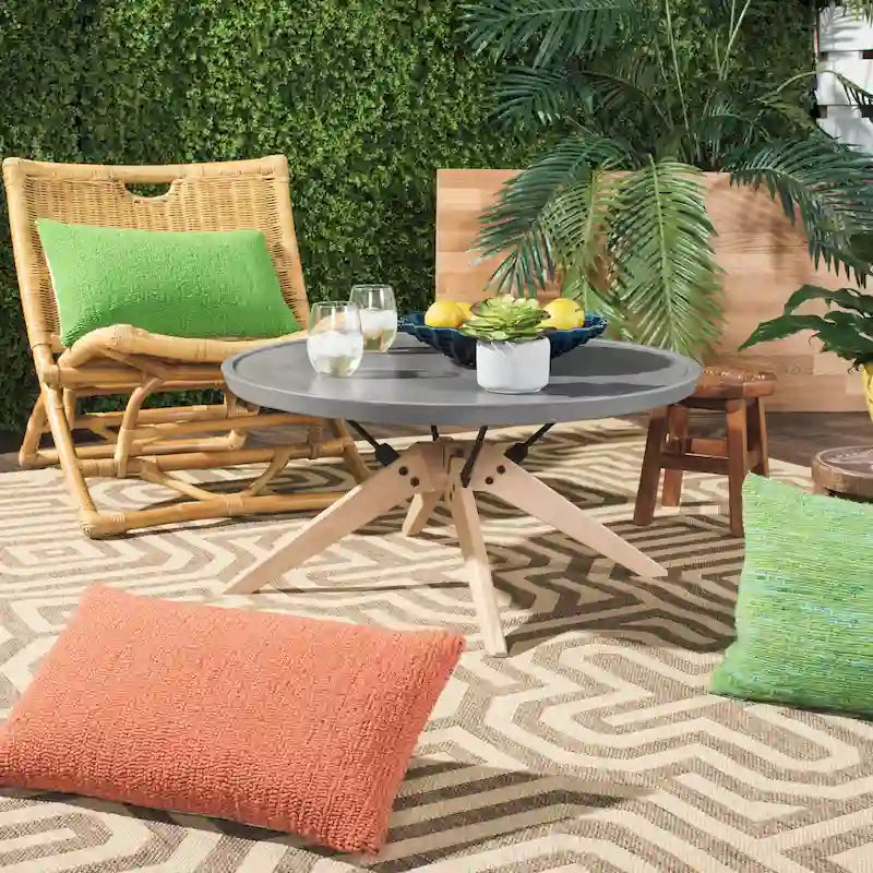 SAFAVIEH Elizabeta Dark Grey Modern Concrete Round Indoor/ Outdoor Coffee Table - 29.5  x 29.5  x 14.6  - 30Wx30Dx15H