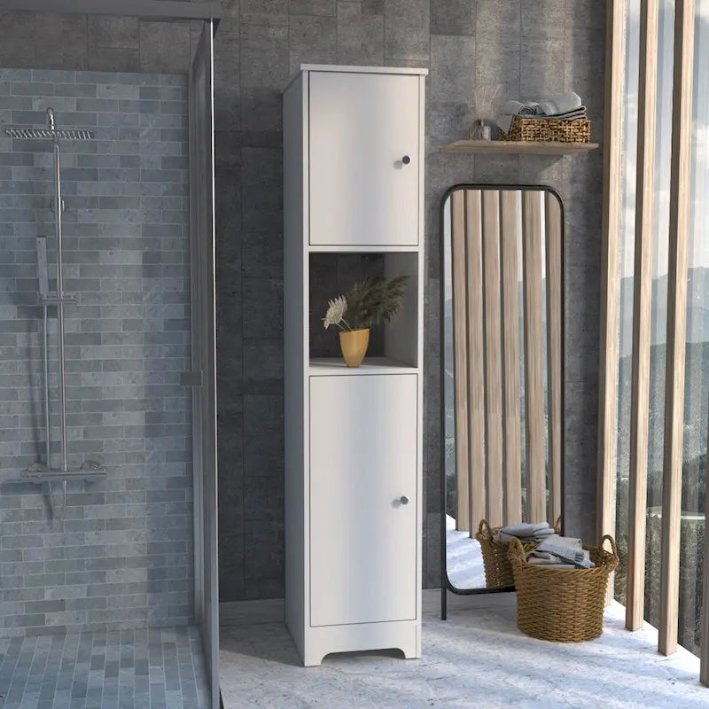 Linen Cabinet Albany, Four Interior Shelves, Light Oak Finish,High quality and durable